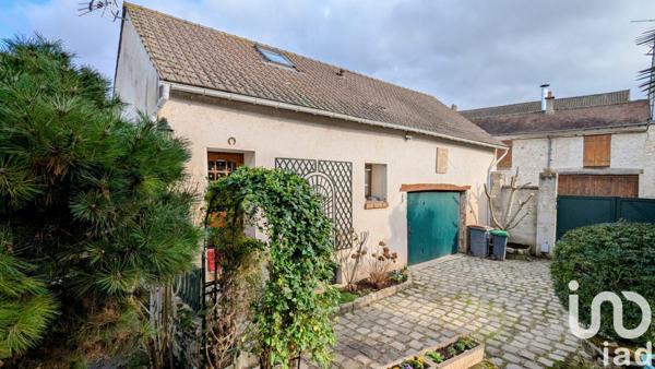 Maison 6 pièces de 241 m² à Aubergenville (78410)