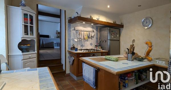 Maison 6 pièces de 241 m² à Aubergenville (78410)