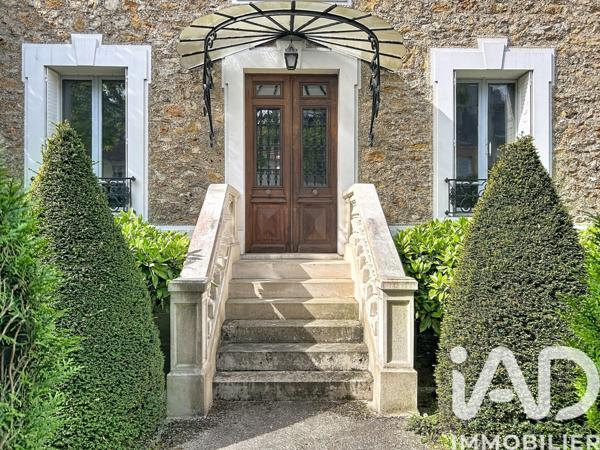 Maison à vendre 6 pièces 133 m² Soisy-sur-Seine