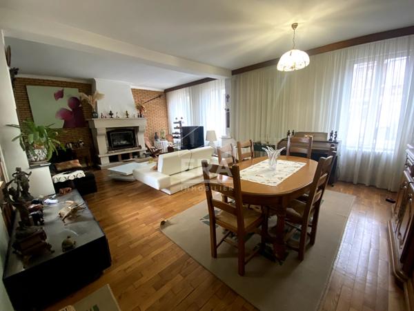 EXCLUSIVITÉ LA FERE