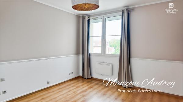 LOFT D'EXCEPTION ? 185 m² ? 3 STATIONNEMENTS PRIVATIFS