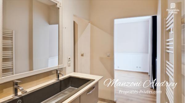 LOFT D'EXCEPTION ? 185 m² ? 3 STATIONNEMENTS PRIVATIFS