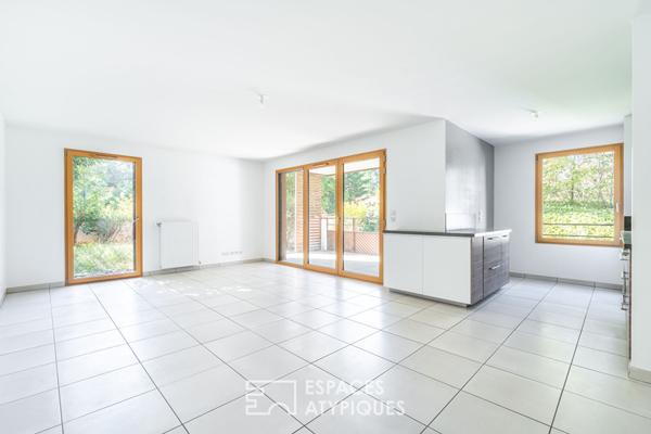 Très bel appartement dans résidence de standing avec piscine