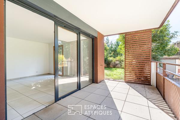 Très bel appartement dans résidence de standing avec piscine