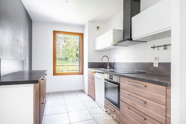 Très bel appartement dans résidence de standing avec piscine