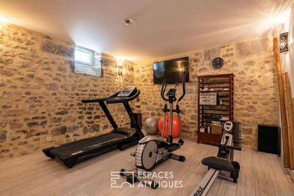 Maison de Maître du XIXe rénovée avec goût en coeur de ville et sa maison d’amis