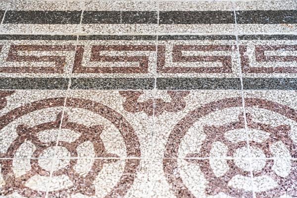 Maison de Maître du XIXe rénovée avec goût en coeur de ville et sa maison d’amis