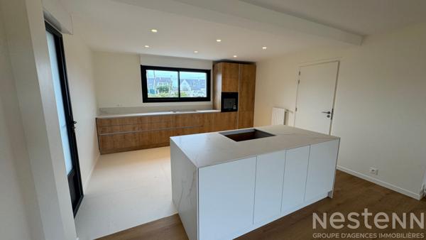 QUIBERON - Vente maison de 165m² entièrement rénovée avec sous-sol côté Baie