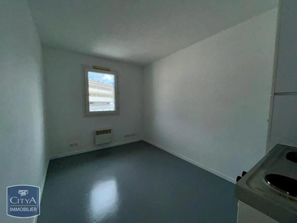 Appartement à louer 1 pièce 12.72m² Tours (37200)
