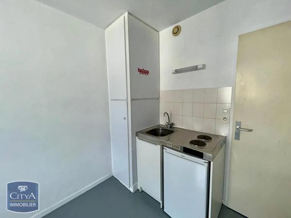 Appartement à louer 1 pièce 12.72m² Tours (37200)