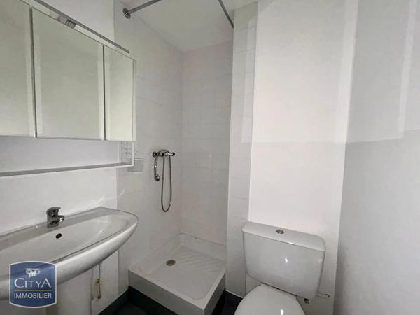 Appartement à louer 1 pièce 12.72m² Tours (37200)