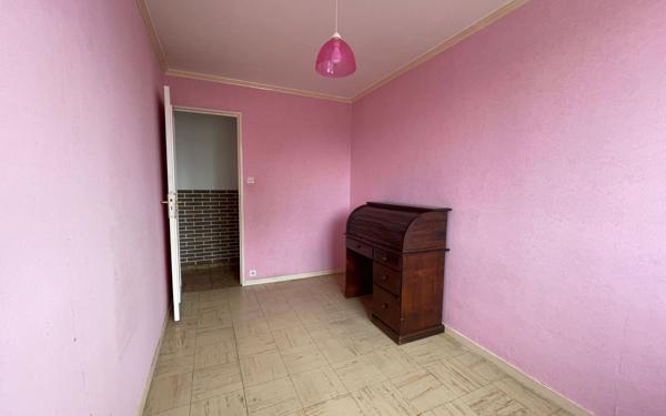 Appartement à vendre    4 pièces • 65,70 m2 Vénissieux