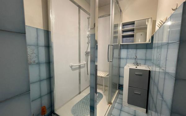 Appartement à vendre    4 pièces • 65,70 m2 Vénissieux