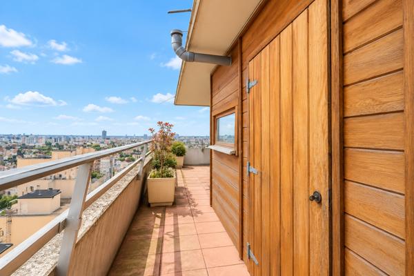 Colombes ! 4 pièces 75 m² avec terrasse 60 m² et vue panoramique Paris