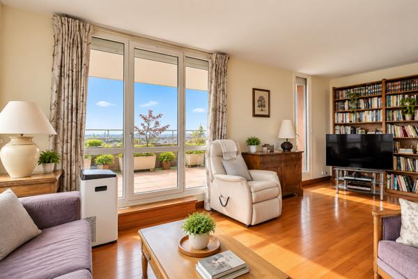 Colombes ! 4 pièces 75 m² avec terrasse 60 m² et vue panoramique Paris