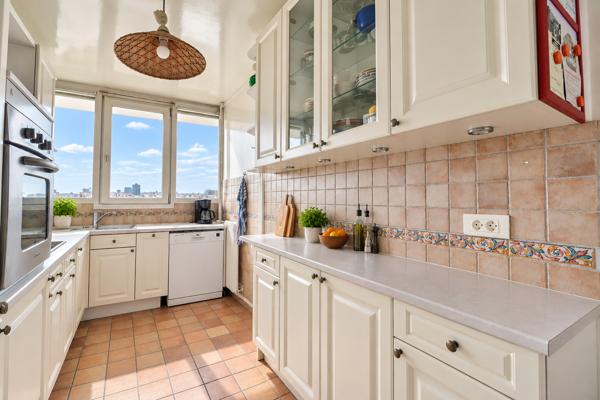 Colombes ! 4 pièces 75 m² avec terrasse 60 m² et vue panoramique Paris