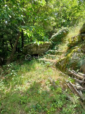 Terrain de 5 400 m²