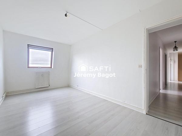 Grand Duplex avec garage cave et parking