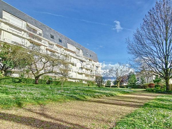 Grand Duplex avec garage cave et parking
