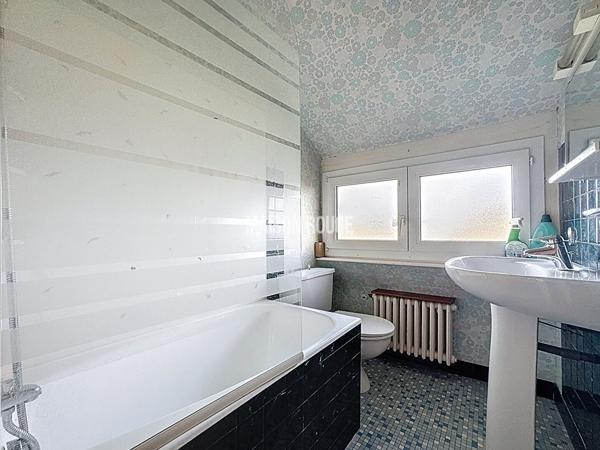 Paimpol / Plouezec - Proche Mer et commerces ! Spacieuse maison familiale 8 pièces, garage, jardin !