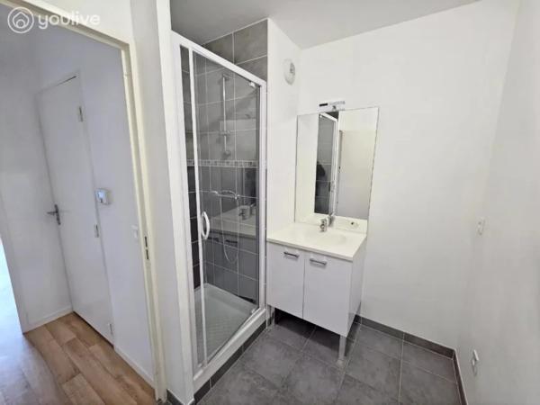 CHARTRES DE BRETAGNE Appartement T2 à vendre