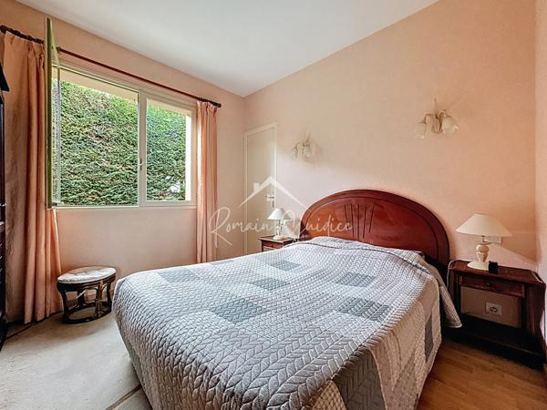 Millau (12100) MAISON F5 118 M2 SUR TERRAIN DE 613 M2