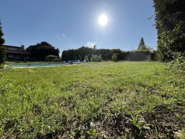 Terrain à vendre |  Bruguières |  820 m²