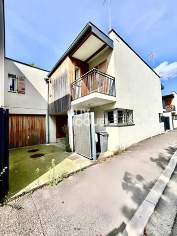 MAISON À VENDRE DE 5 PIÈCES DE 100,00 M²
