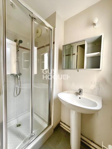 MAISON À VENDRE DE 5 PIÈCES DE 100,00 M²