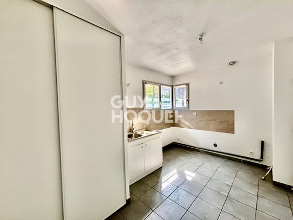 MAISON À VENDRE DE 5 PIÈCES DE 100,00 M²