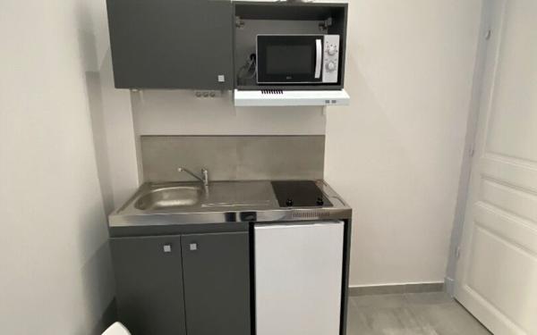 Appartement à louer    1 pièce •  Nice