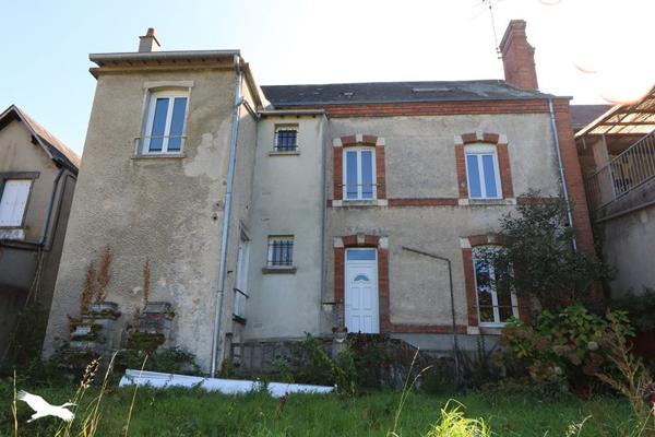 Immeuble à vendre |  Salbris |  260 m²