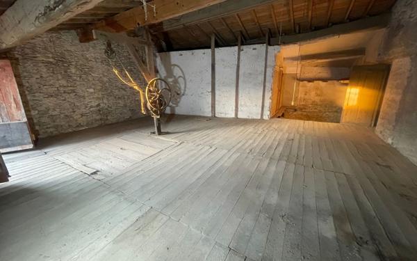 Maison à vendre    6 pièces •  Peyriac-Minervois