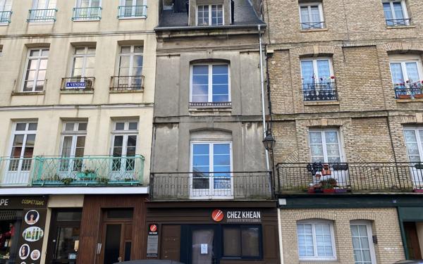 Immeuble à vendre    1 pièce •  Dieppe