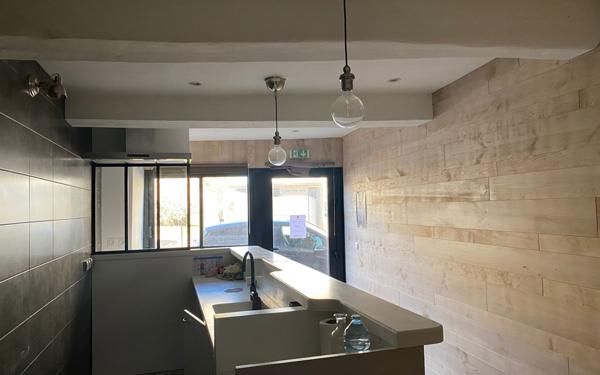 Immeuble à vendre    1 pièce •  Dieppe