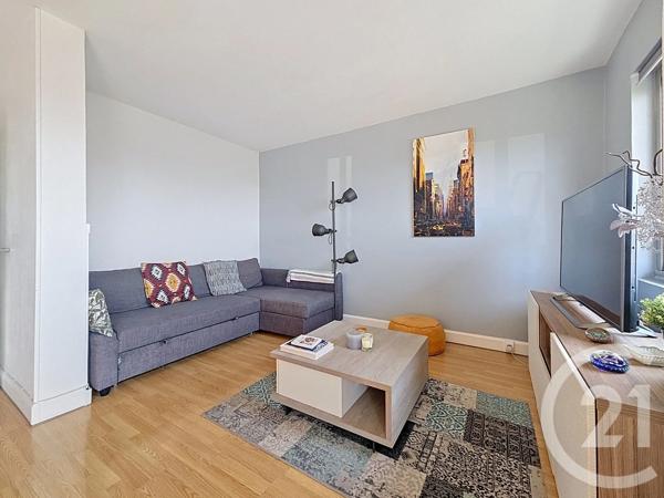 Appartement F4 à vendre  4 pièces - 67,20 m 2   FRESNES  - 94