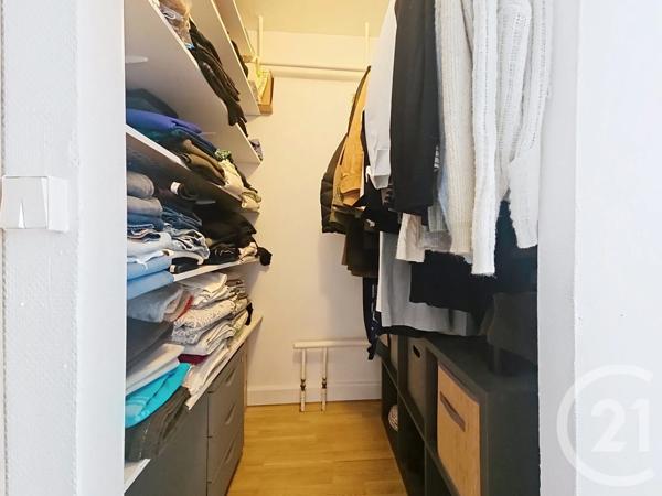Appartement F4 à vendre  4 pièces - 67,20 m 2   FRESNES  - 94