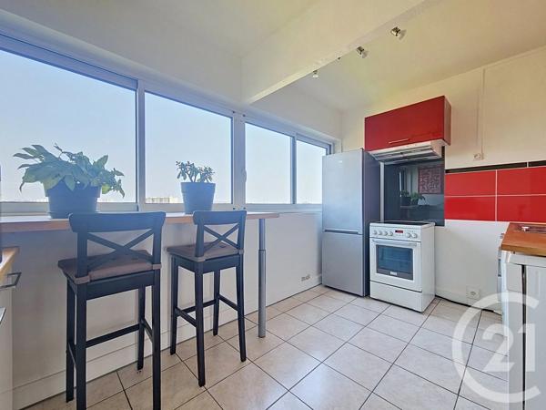 Appartement F4 à vendre  4 pièces - 67,20 m 2   FRESNES  - 94