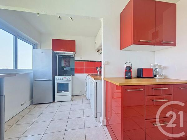 Appartement F4 à vendre  4 pièces - 67,20 m 2   FRESNES  - 94