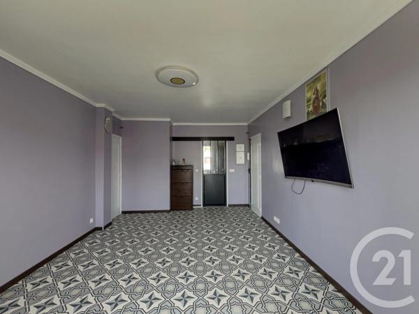Appartement F4 à vendre  4 pièces - 62,39 m 2   LE BLANC MESNIL  - 93