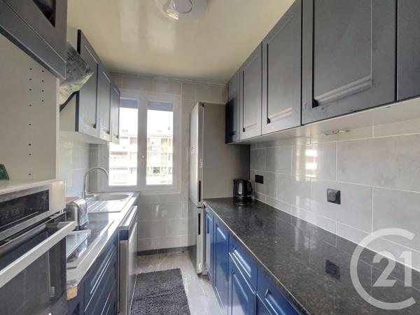 Appartement F4 à vendre  4 pièces - 62,39 m 2   LE BLANC MESNIL  - 93