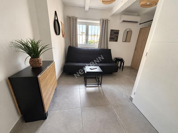 Appartement La Crau  1 pièce(s) 15.85 m2