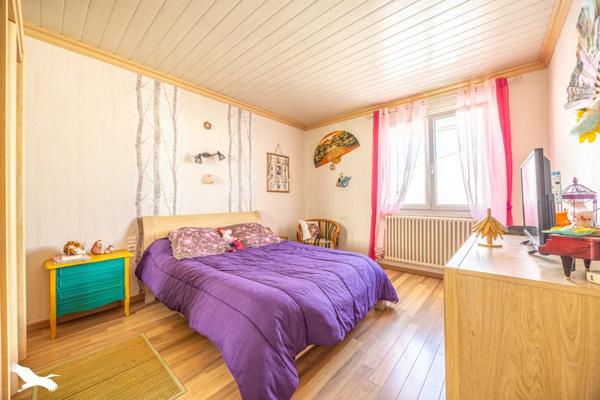 Maison à vendre |  Surgères |  5 pièces | 167,8 m²