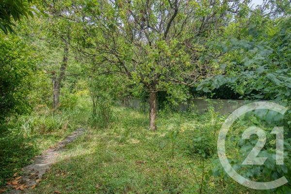 Maison à vendre  7 pièces - 121,37 m 2   ERMONT  - 95