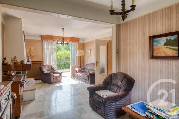 Maison à vendre  7 pièces - 121,37 m 2   ERMONT  - 95