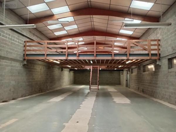 Achat - Immeuble Saint-Hilaire-du-Harcouët 50600 275 m 2 721 m 2