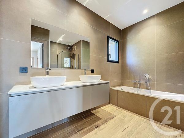 Maison à vendre  4 pièces - 160 m2 MOUGINS - 06