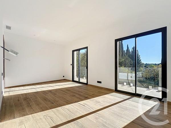 Maison à vendre  4 pièces - 160 m2 MOUGINS - 06