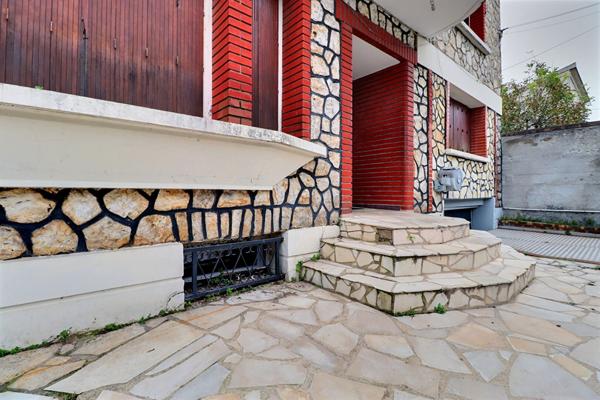 Maison Aubervilliers 11 pièce(s) 345 m2