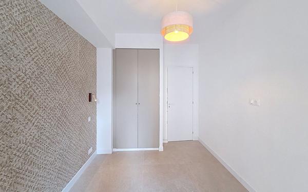 Appartement à vendre    2 pièces • 48,03 m2 Nice